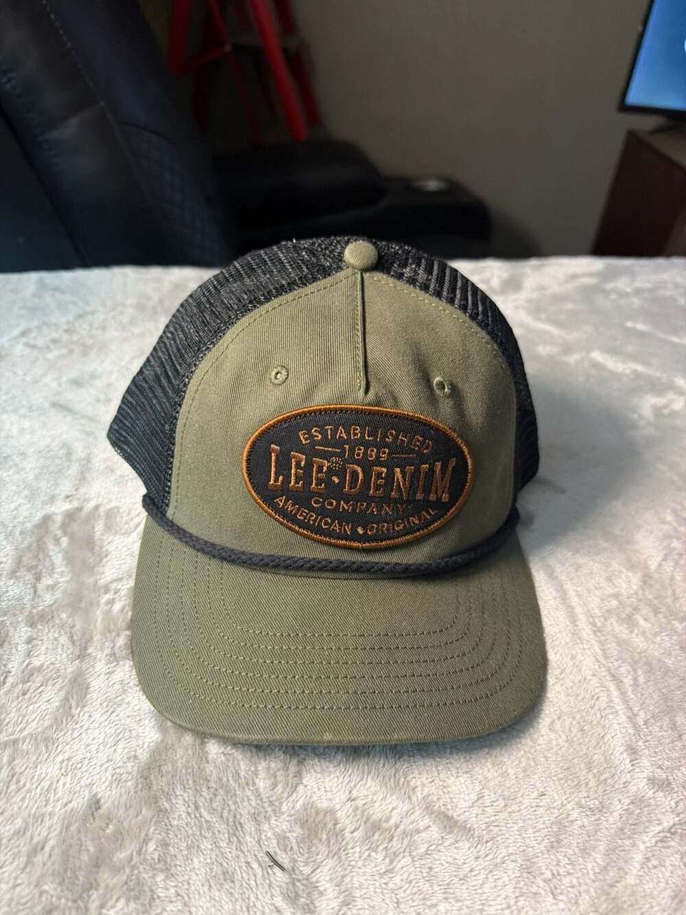 Lee Men's Established 1889 Lee Denim Company Trucker Snapback Hat - Olive/Black